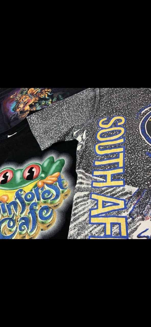 Vintage Graphic T-Shirts - 20 pieces