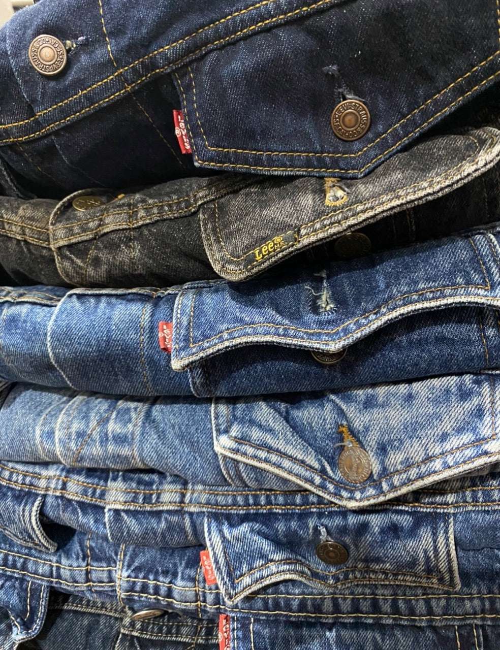 LEVI’s  jackets -21 Piece