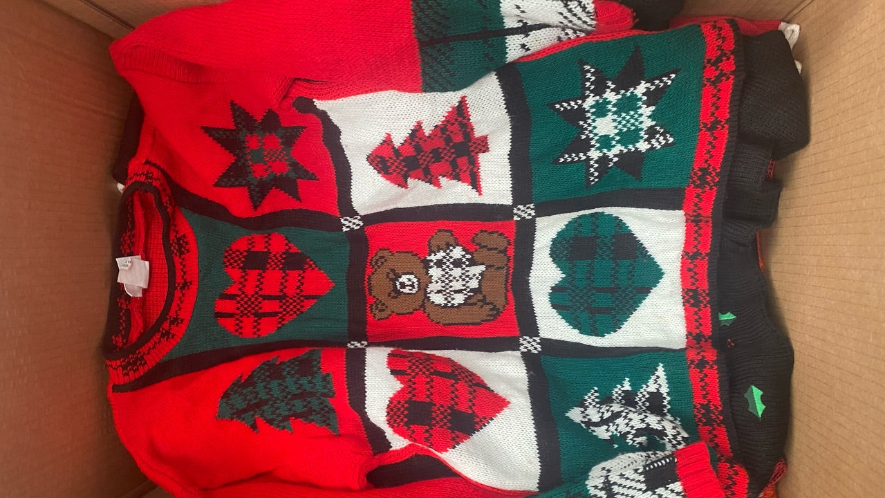Christmas Jumpers and Knitwear - 10 KG -Grade A and Grade B (Ungraded)