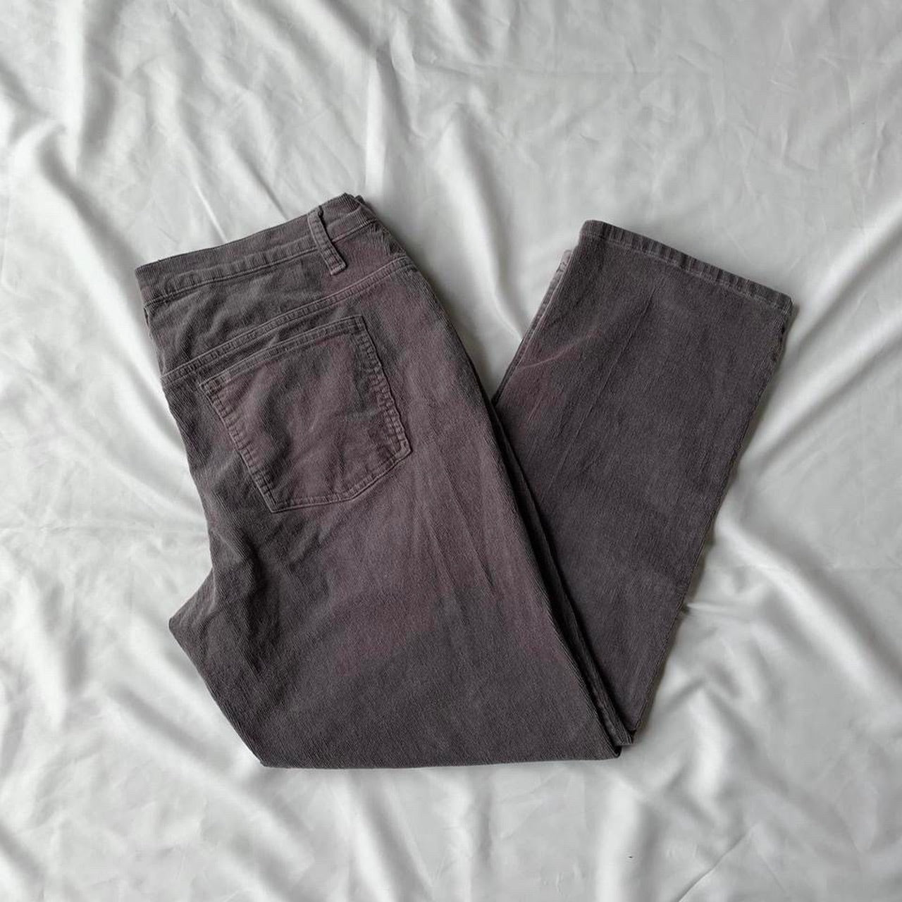 Women’s Corduroy Jeans - 25 piece