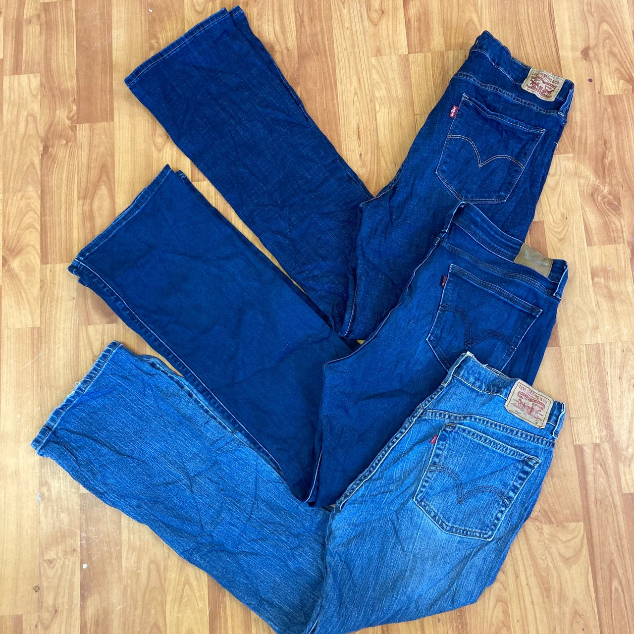 Levi’s Boot Cut Jeans - 20 Pieces