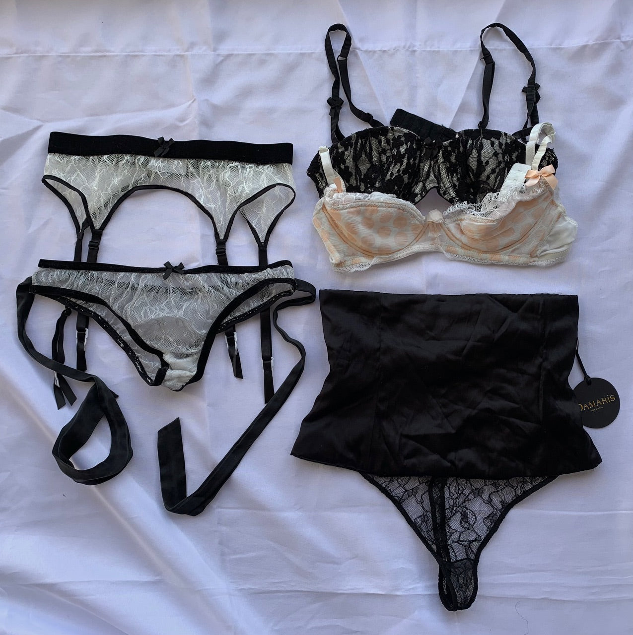Lingerie - 13 pieces