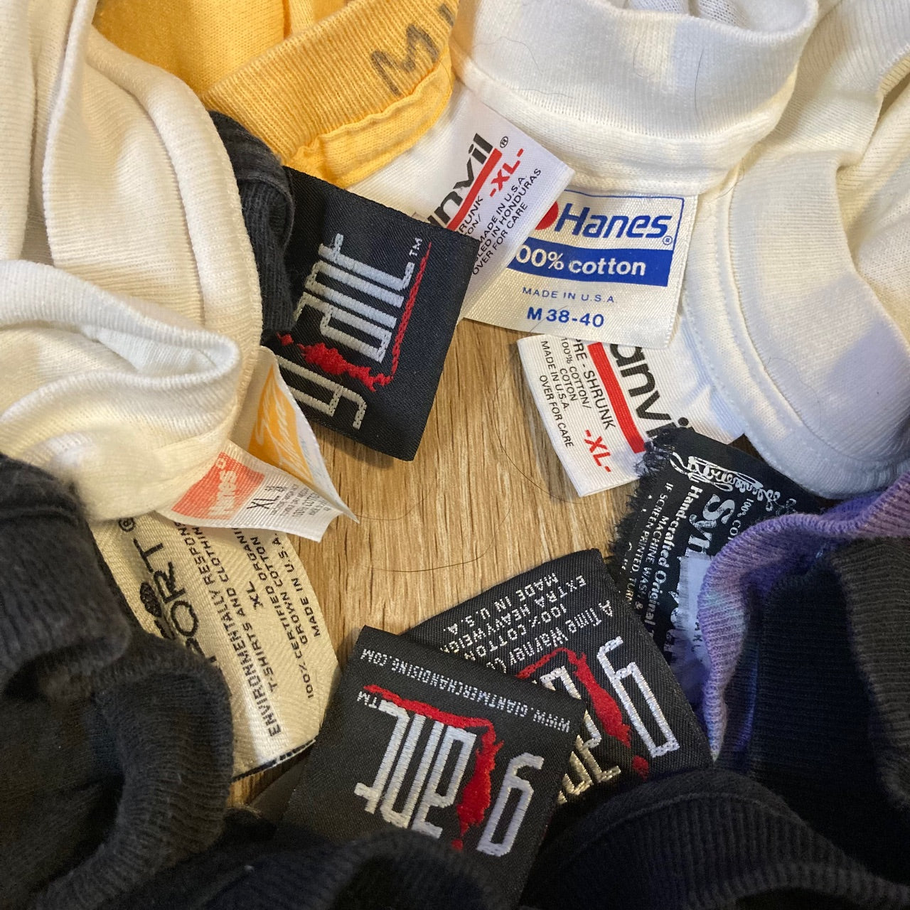 VINTAGE 80s 90s Band T-Shirt Bundle (16 pcs)