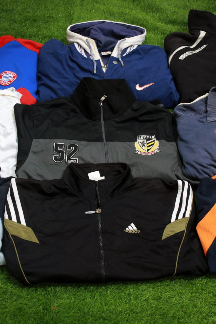 Regular brand jackets  50 pieces