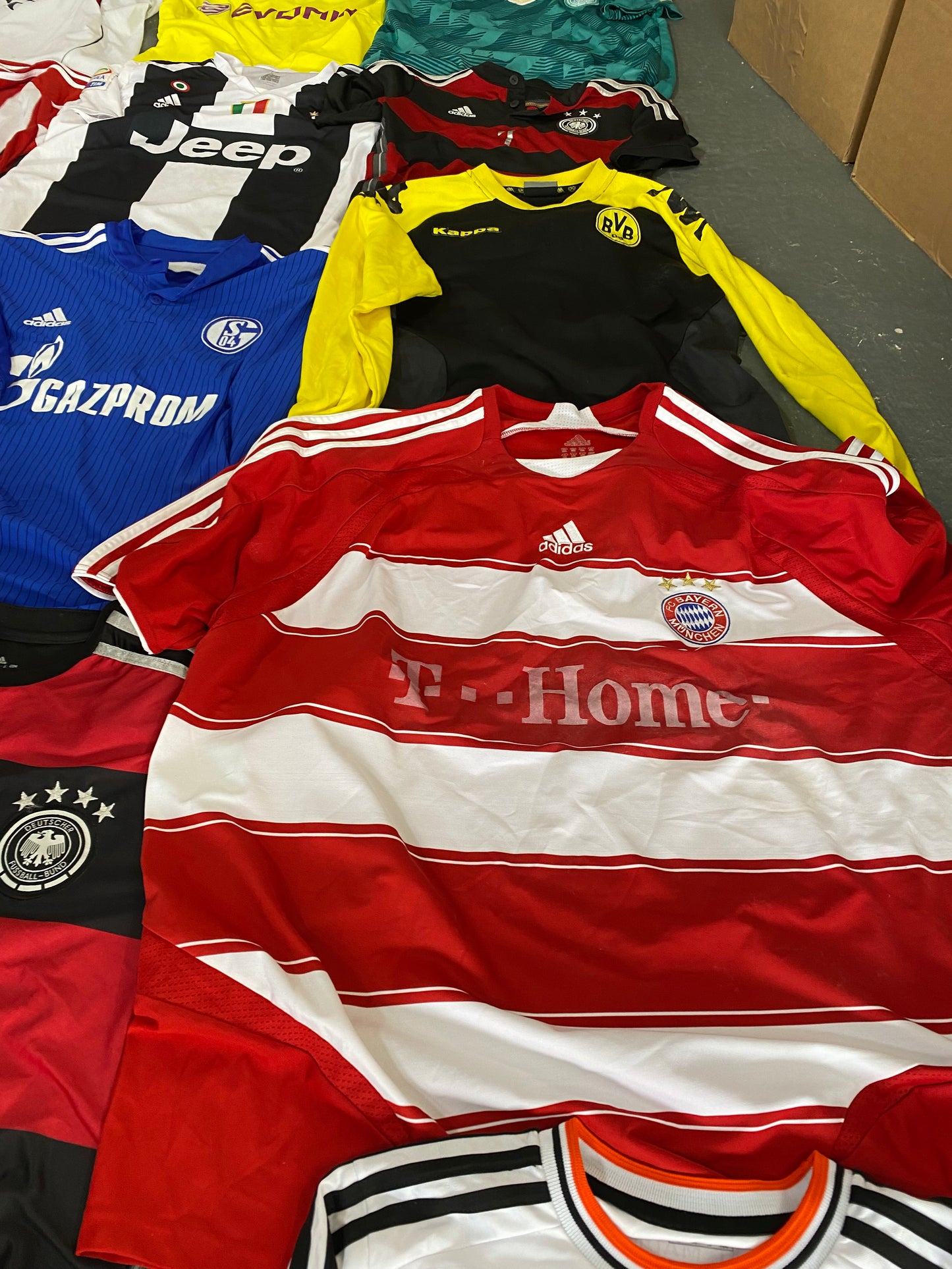 Original football shirts- 24 piece