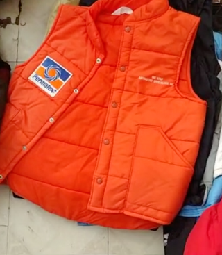 Ski vests 90s and 80s x 19