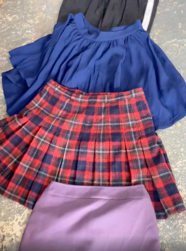 Skirt Y2k mix (24 piece bundle)