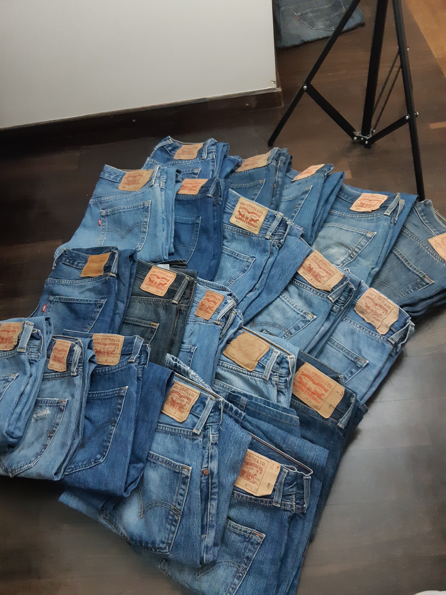 Levi's 501 Blue Jeans Grade A Bundle (20 pcs)