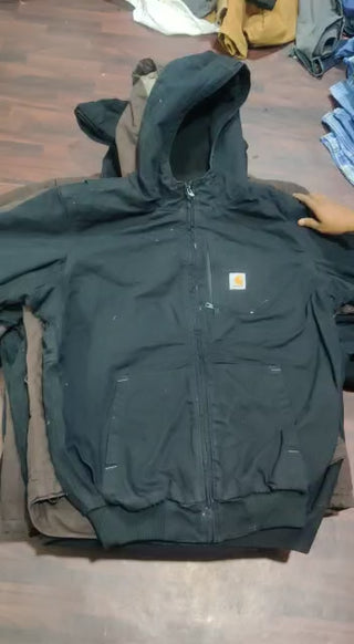 10 pieces upfront deadstock carhartt jacket: 5 active & 5 detroit (out of 100)