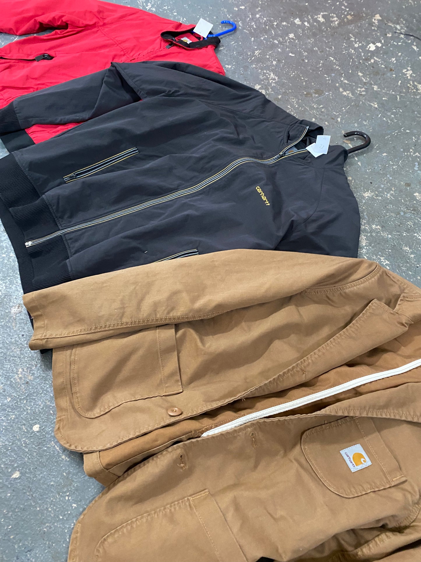 Carhartt Mixed Grade A Bundle (16 pcs)