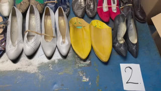 35 pairs vintage ladies shoes 55euro
