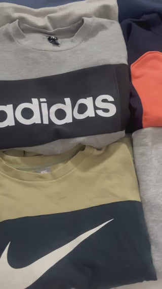 branded sweatshirts (75 pieces)