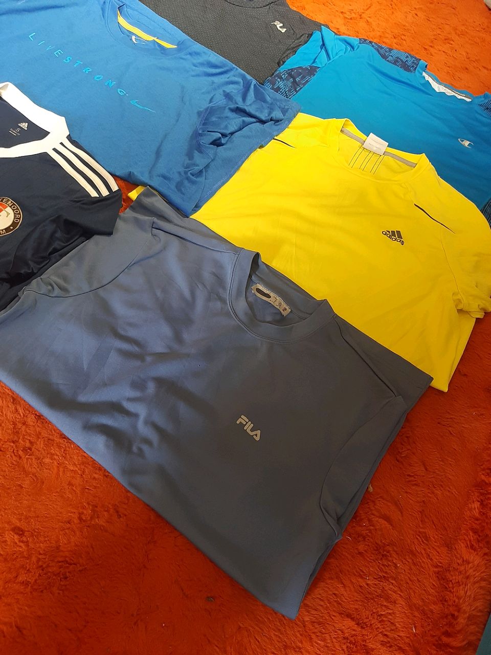 BRANDED SPORT T-SHIRT - 30 PIECES BUNDLE