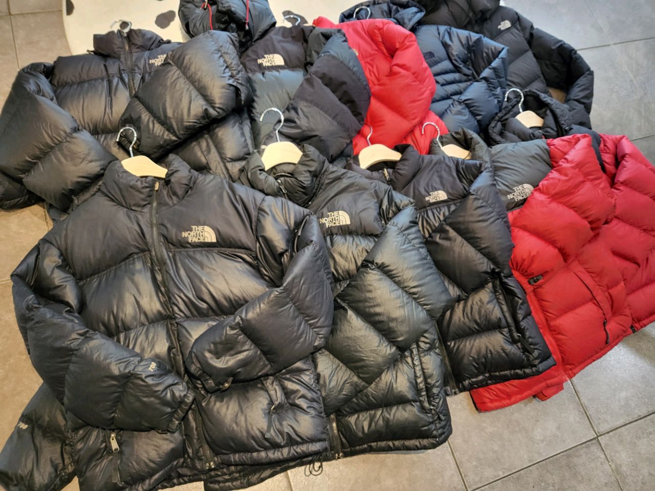 TNF puffers- 20pcs bundle