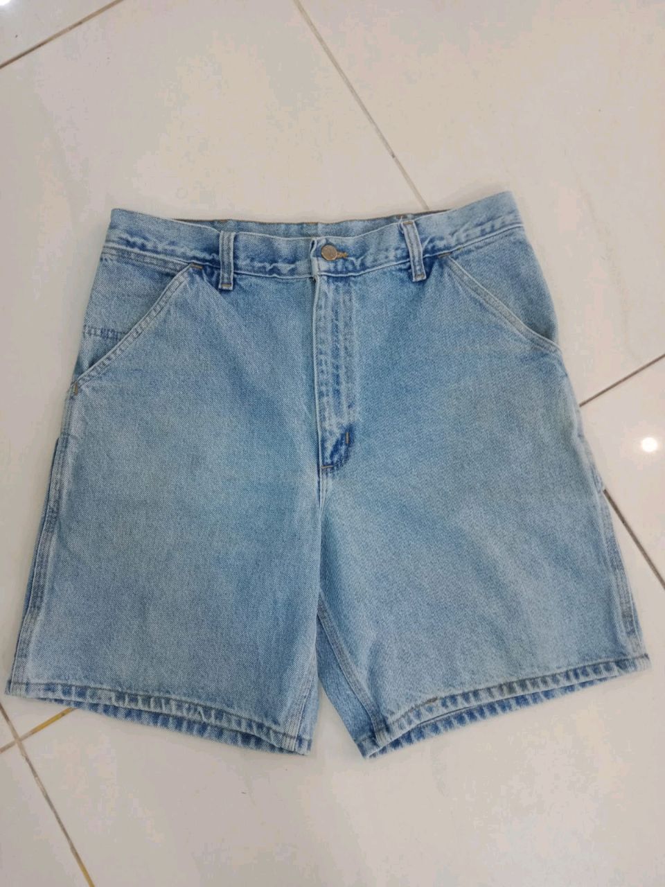 Carhartt & Dickies Shorts - 32 piece
