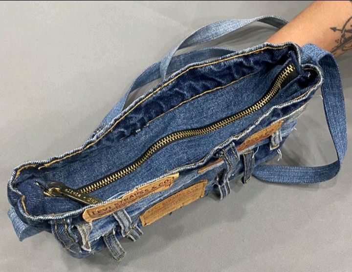 Reworked Levis Wasitband Belted Bag 30 pieces