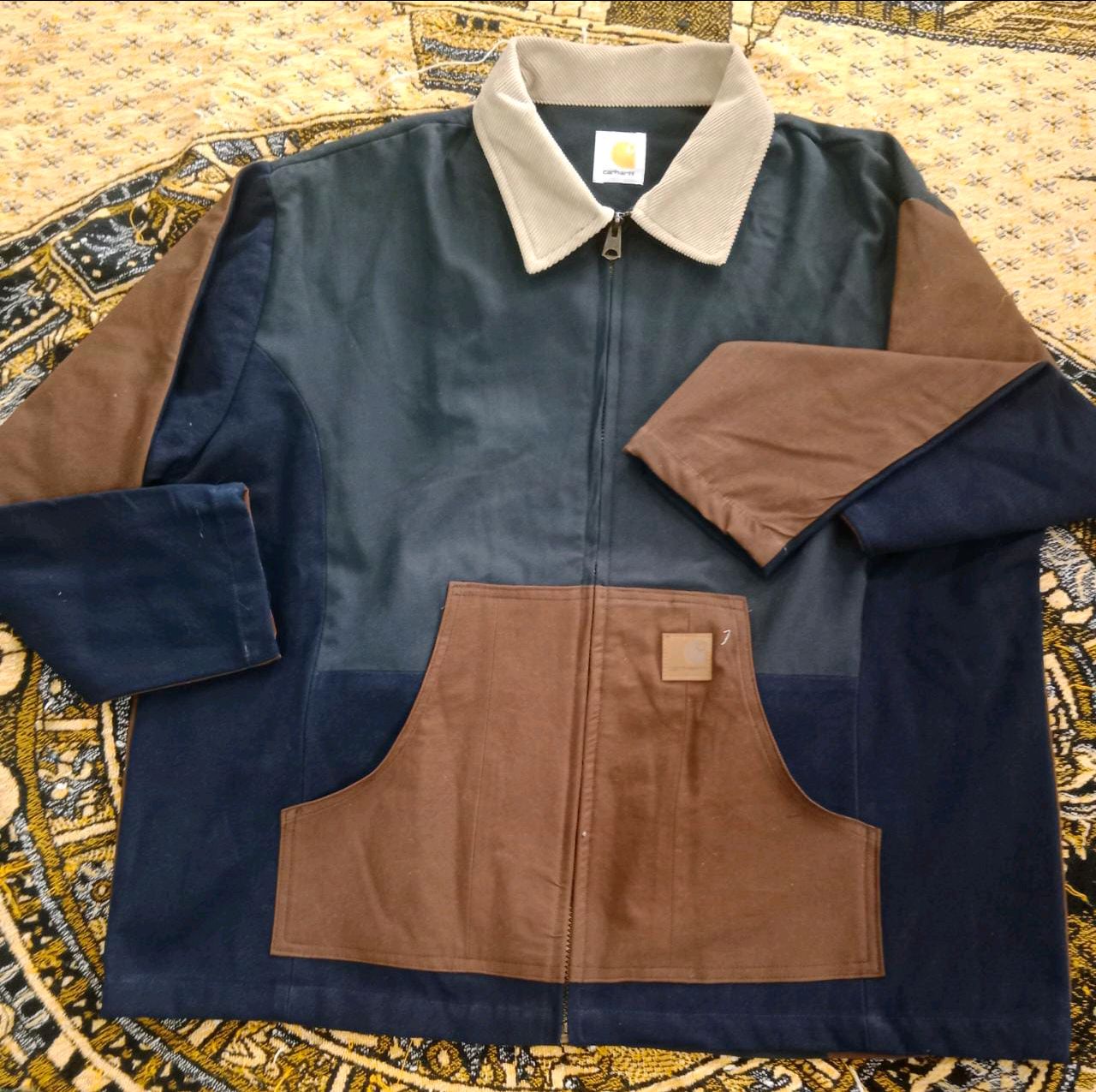 💥 SALE 50% Off - Reworked Carhartt jacket G214- 30 pieces..
