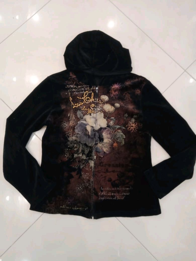 Y2K Velour Juicy Couture Zipper Hoodies - 16 pieces