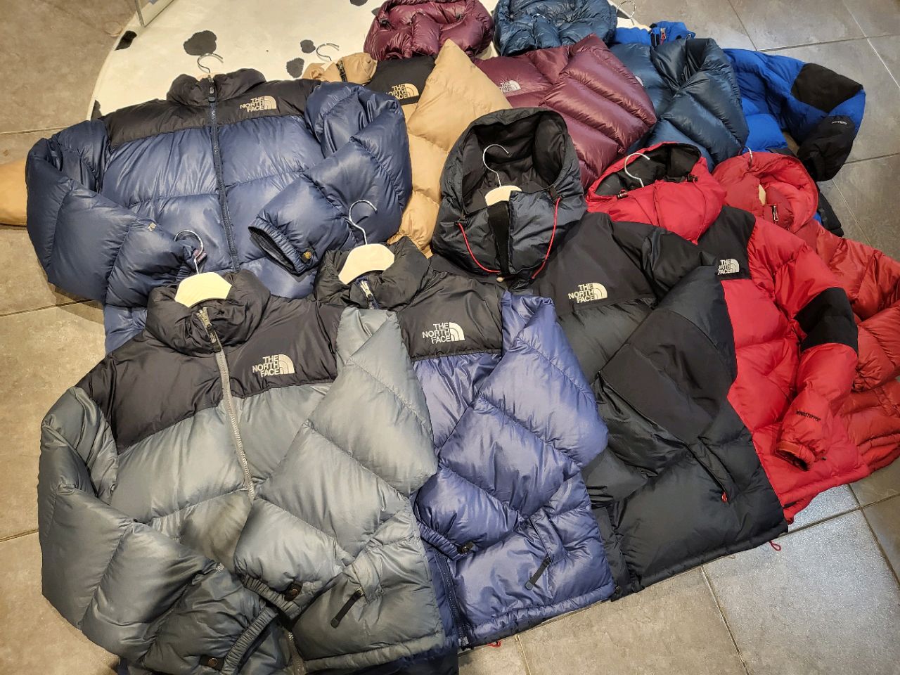 Tnf puffers bundle 50pcs