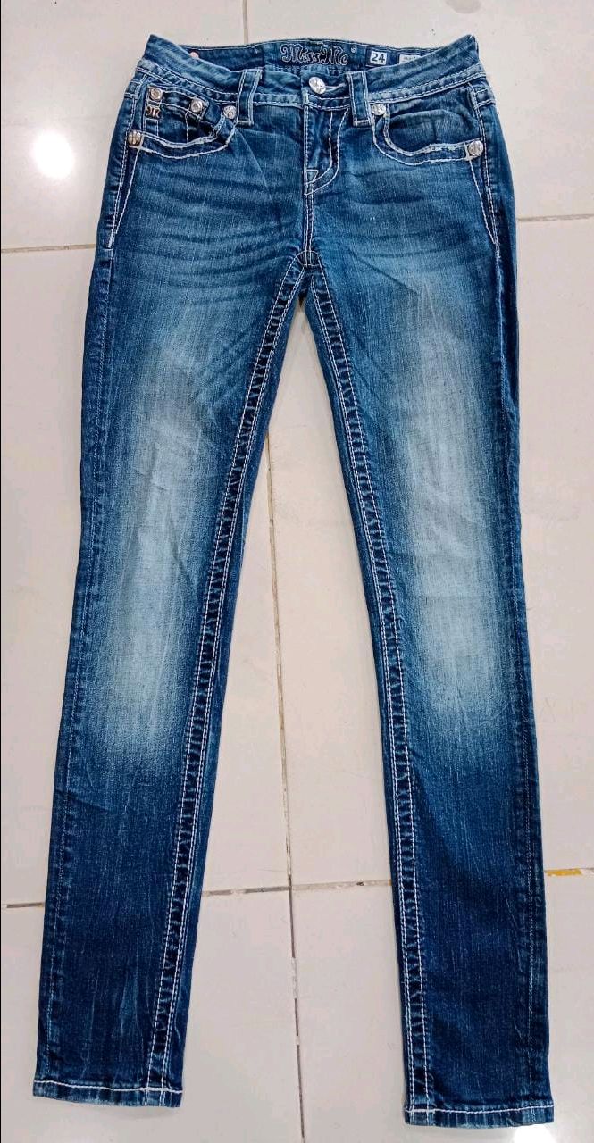 CR313 Y2K Miss Me Skinny Jeans - 60 pieces