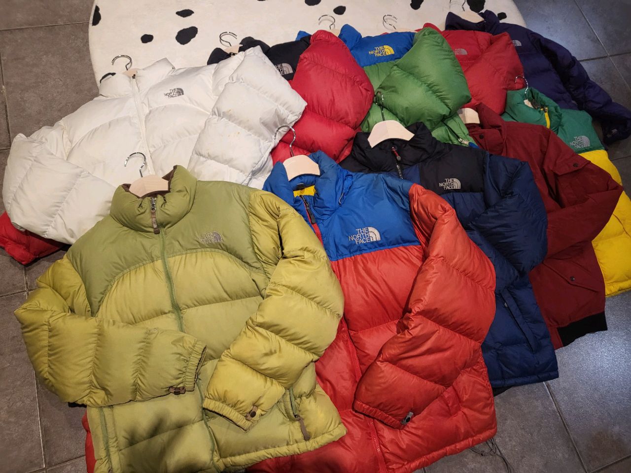 Tnf puffers bundle 50pcs